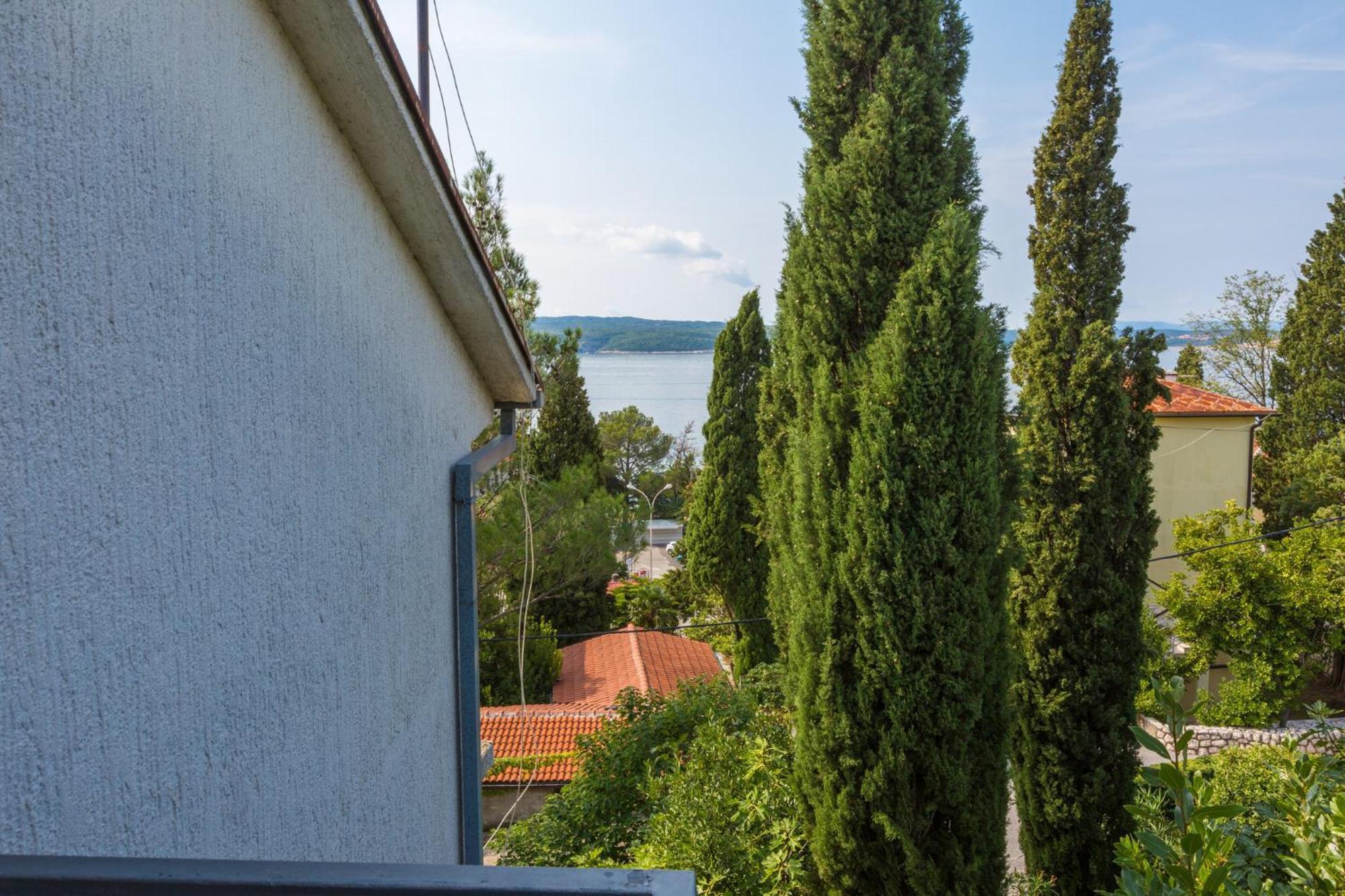 Jasminka Loncaric Lägenhet Crikvenica Rum bild